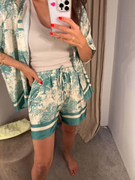 Kurze Hose – Toile de Jouy in Türkis
