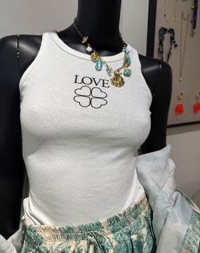 Love Tanktop – Weiß mit schwarzem Print
