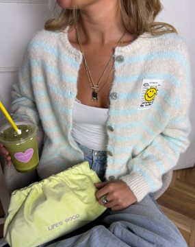 Smiley Cardigan in Off White und Hellblau gestreift