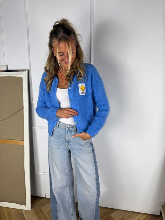 Smiley Cardigan in Royalblau – Bild 4