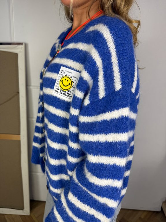 Smiley Cardigan in Royalblau und Weiß gestreift – Bild 3