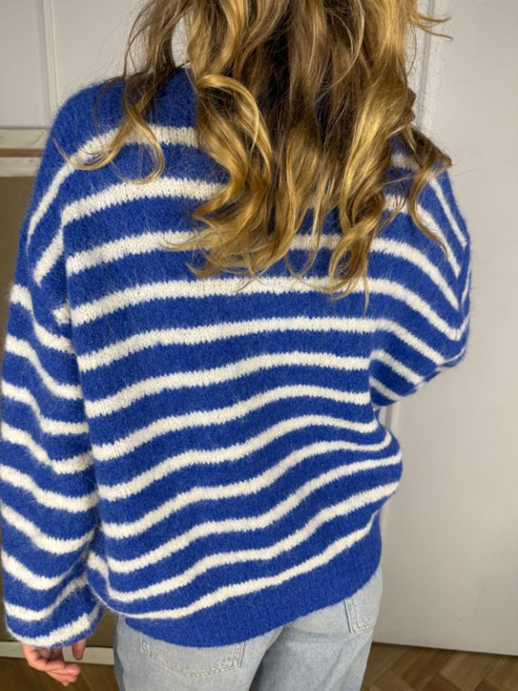 Smiley Cardigan in Royalblau und Weiß gestreift – Bild 4