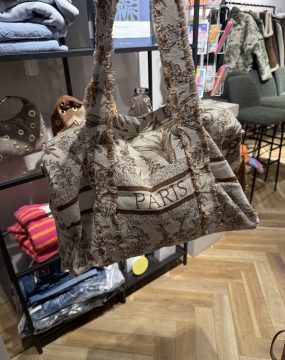 Große Stofftasche mit Wald- & Wiesen-Print – Braun & Off-White