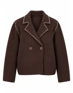 Kurze Damenjacke mit Nieten
